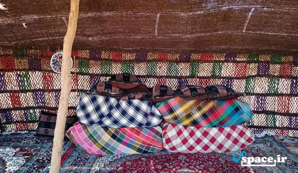 سیاه چادرهای عشایری اقامتگاه بوم گردی بلوط تاف کاسیت - خرم آباد